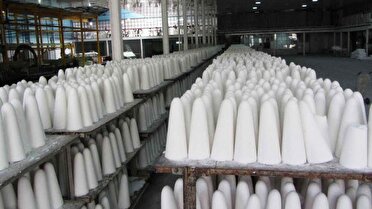 پای کار بودن واحدهای تولیدی استان در تامین کالاهای اساسی مردم در جنگ تحمیلی