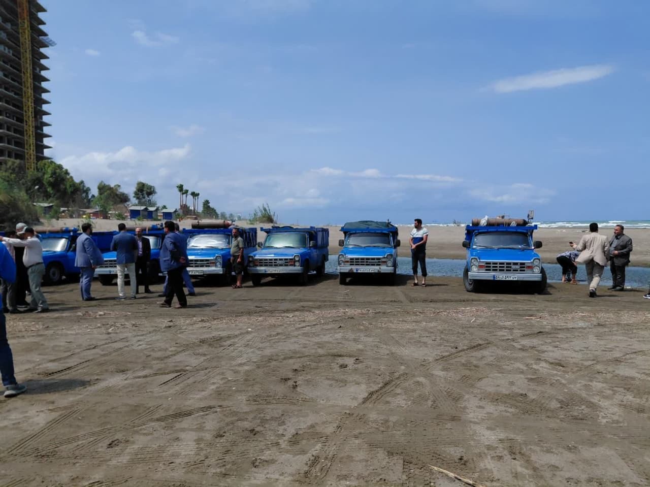 رهاسازی بچه ماهیان کپور در رودخانه خشت سر محمودآباد