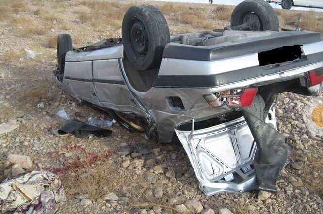 واژگونی پژو در محور بندرعباس،سیرجان با 6  مصدوم