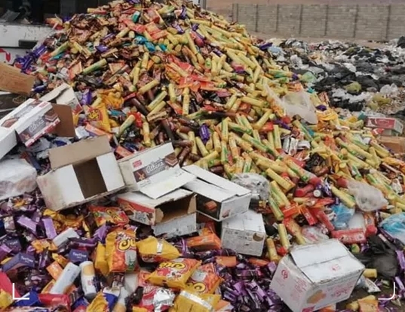 خروج ۱.۸ تُن مواد غذایی فاسد از چرخه مصرف در همدان