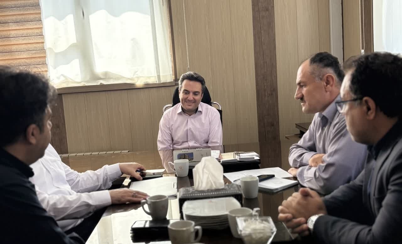 افتتاح و آغاز ده‌ها طرح بنیاد مسکن در آذربایجان غربی