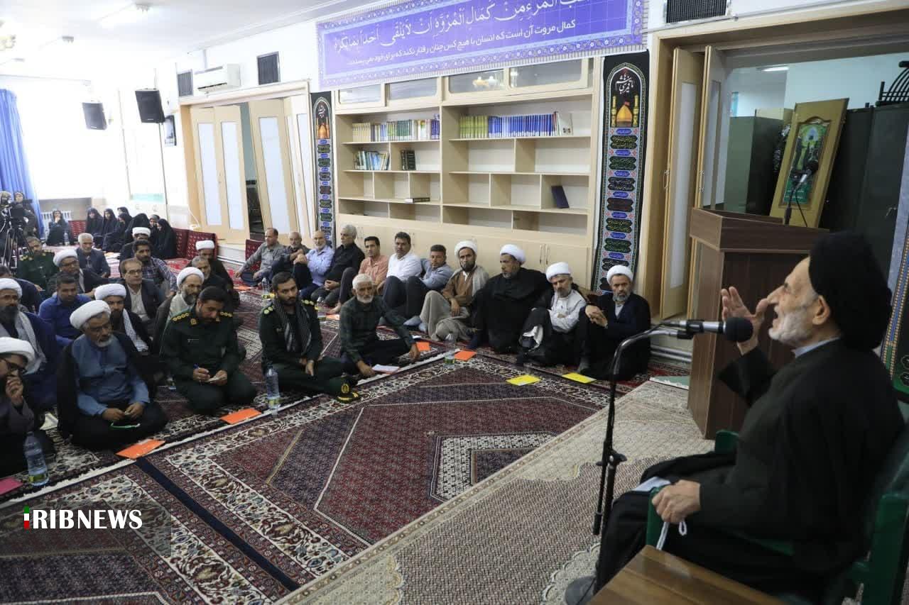 تاکید بر گسترش فعالیت های اجتماعی و رونق مساجد