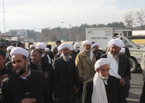 اعزام ۱۱ کاروان زائر پیاده از تایباد به مشهد