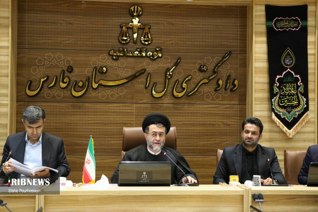 حمایت از رسانهها و خبرنگاران برای ارتقای سرمایه اجتماعی و عدالت قضایی حمایت از رسانهها و خبرنگاران برای ارتقای سرمایه اجتماعی و عدالت قضایی