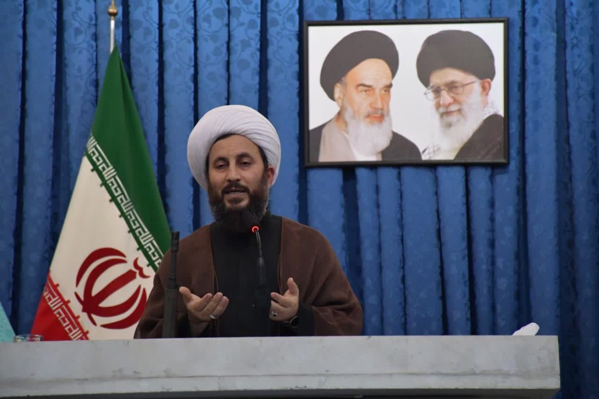 دشمنان اسلام همواره برای تضعیف نقش مساجد برنامه‌ریزی کرده‌اند