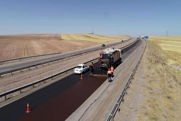 اجرای عملیات بهسازی و تعریض جاده آهودشت شهرستان کرخه اجرای عملیات بهسازی و تعریض جاده آهودشت شهرستان کرخه