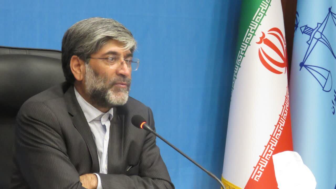 دستگیری متهم مخل در نظام اقتصادی به ارزش ۳۵۰ میلیون یورو و ۴۰ هزار میلیارد ریال در سردشت دستگیری متهم مخل در نظام اقتصادی به ارزش ۳۵۰ میلیون یورو و ۴۰ هزار میلیارد ریال در سردشت