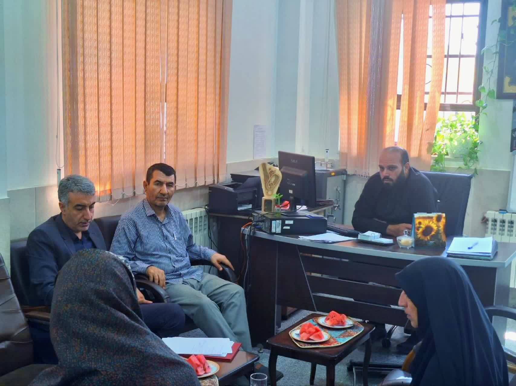 آغاز پویش به عشق پیامبر می‌بخشم در اصفهان