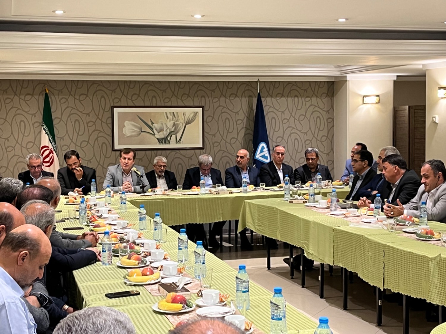 برگزاری مراسم رونمایی از کتاب مقررات ملی دامپزشکی در مشهد برگزاری مراسم رونمایی از کتاب مقررات ملی دامپزشکی در مشهد