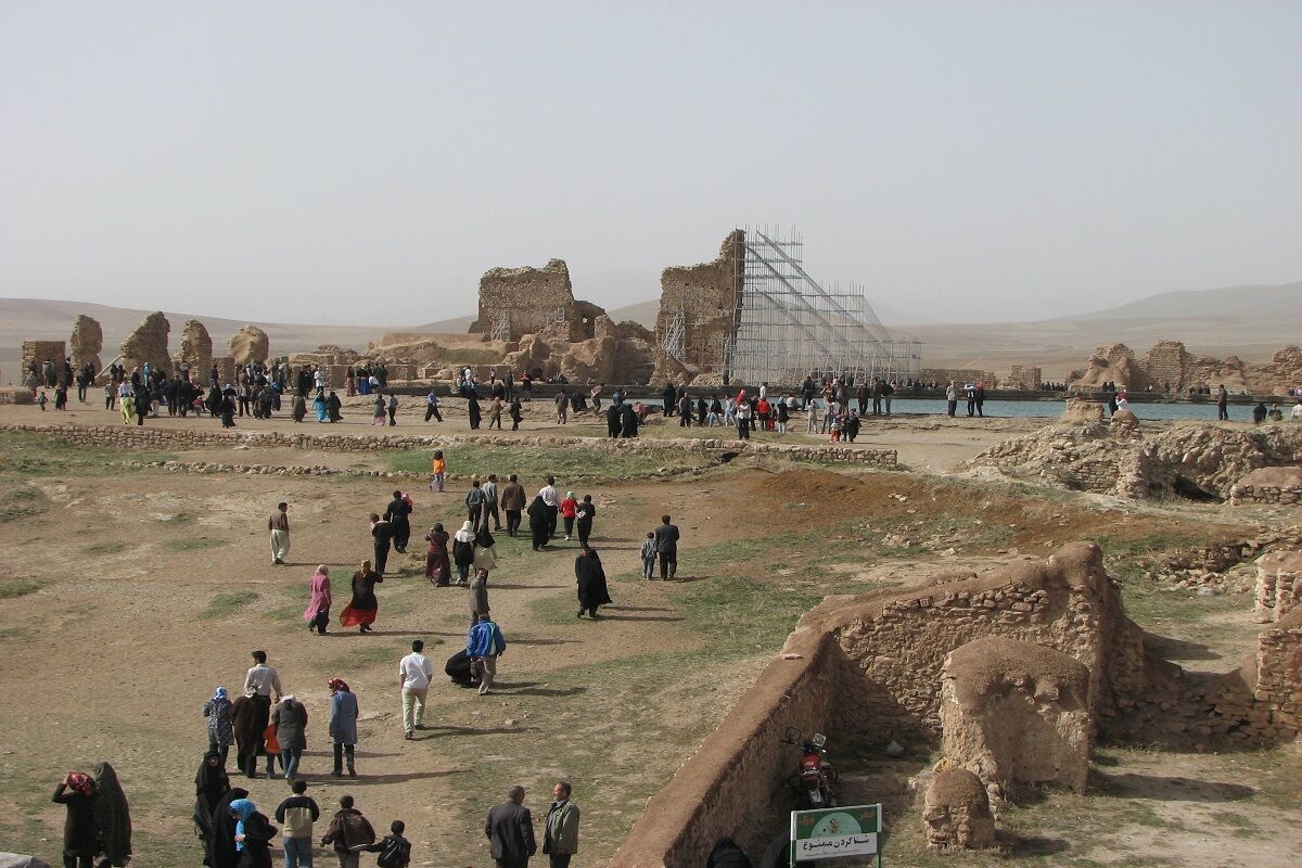 بازدید ٤٤ هزار نفر امسال از تخت سلیمان تکاب