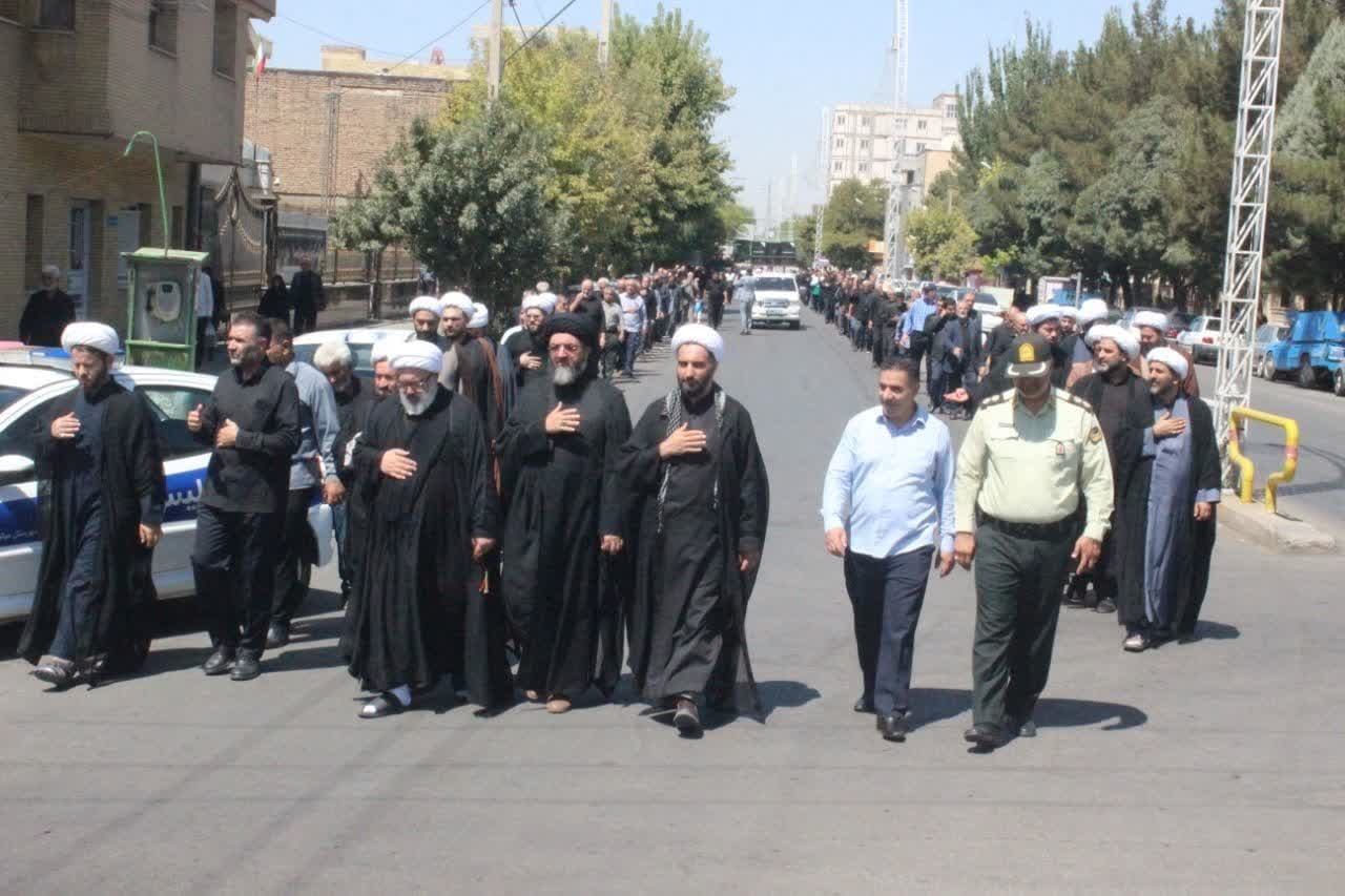 عزاداری پرشور مردم میاندوآب در سالروز شهادت امام رضا علیه‌السلام