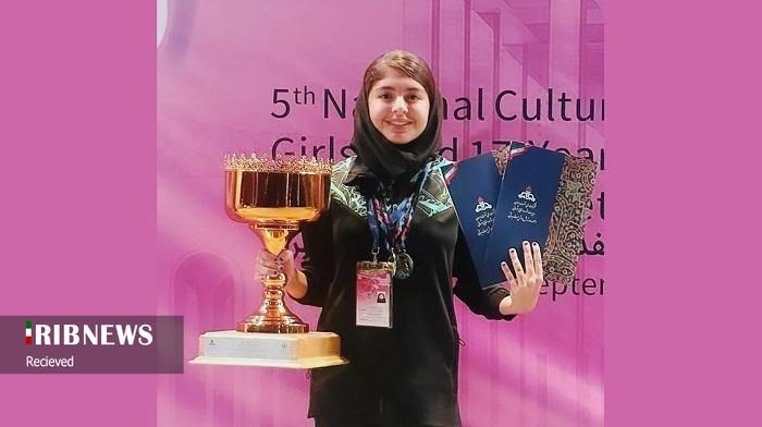 کسب دو نشان طلا و برنز روژان امینی در المپیاد ورزشی شنا کسب دو نشان طلا و برنز روژان امینی در المپیاد ورزشی شنا