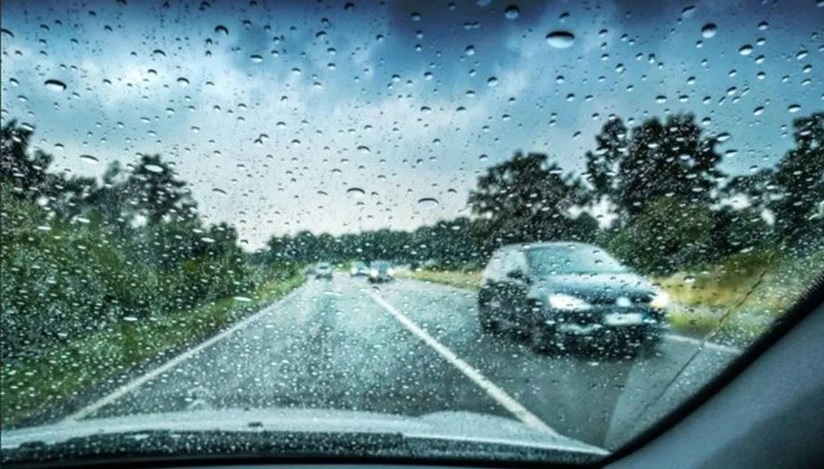 تشدید بارش باران و کاهش حداکثر ۶ درجهای دمای هوای گیلان از امشب تشدید بارش باران و کاهش حداکثر ۶ درجهای دمای هوای گیلان از امشب