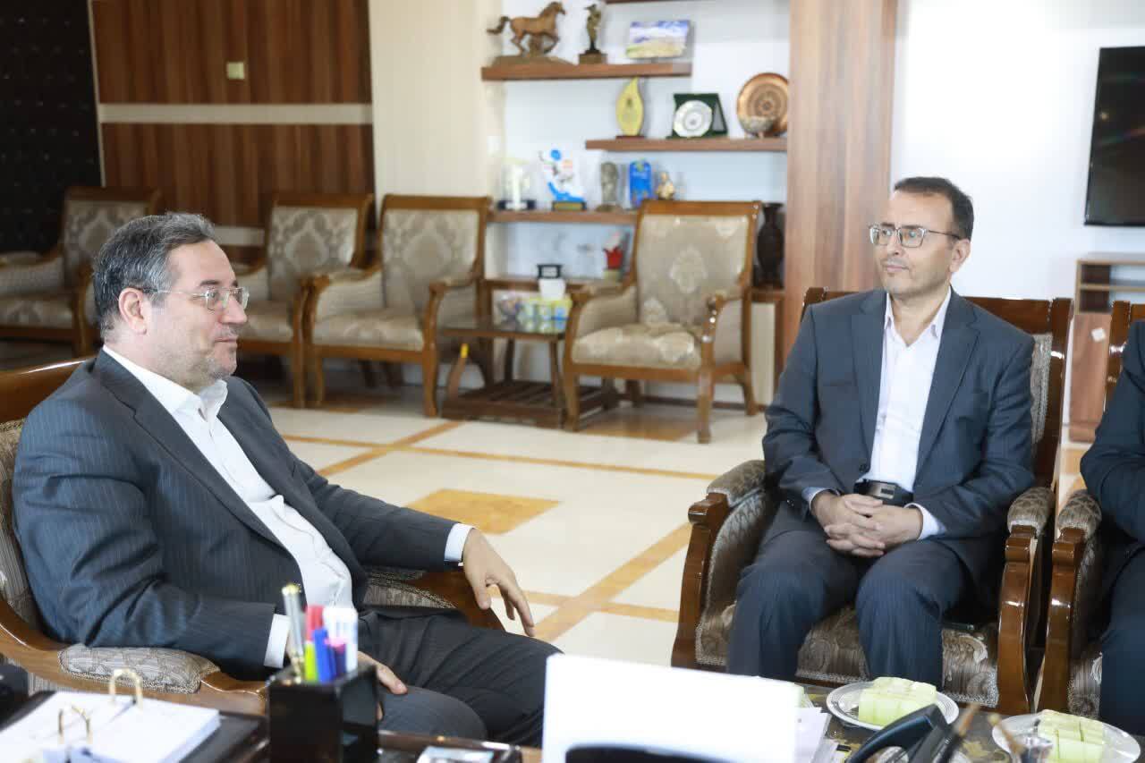 دیدار رئیس سازمان دامپزشکی کشور با استاندار آذربایجانغربی دیدار رئیس سازمان دامپزشکی کشور با استاندار آذربایجانغربی