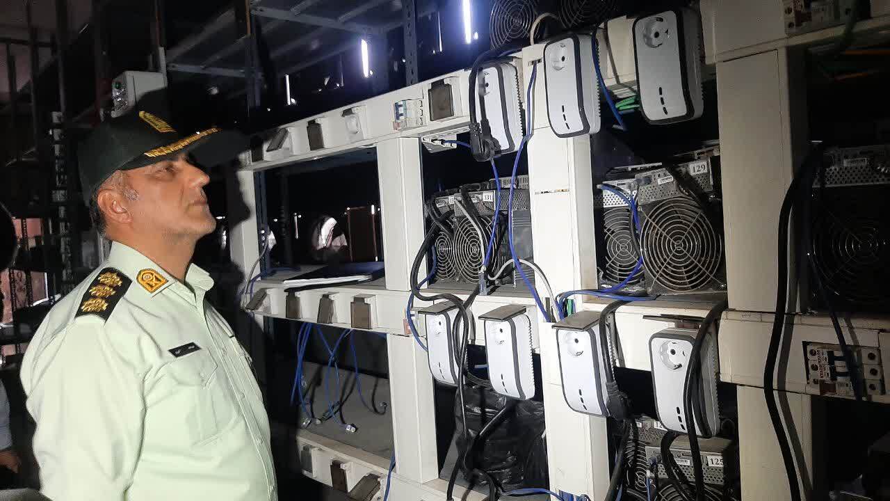 کشف مزرعه بیت کوین در شهرک صنعتی جویبار کشف مزرعه بیت کوین در شهرک صنعتی جویبار