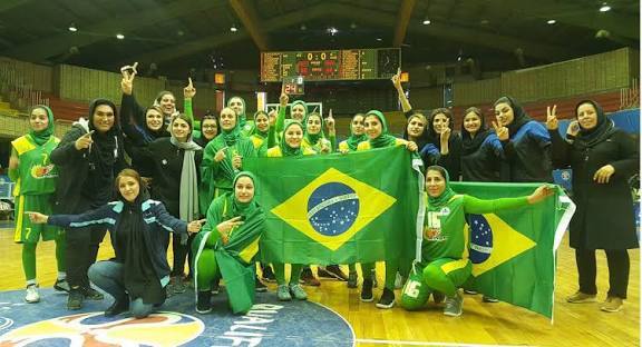 سه بازیکن ملی پوش در تیم بسکتبال بانوان پالایش نفت آبادان سه بازیکن ملی پوش در تیم بسکتبال بانوان پالایش نفت آبادان