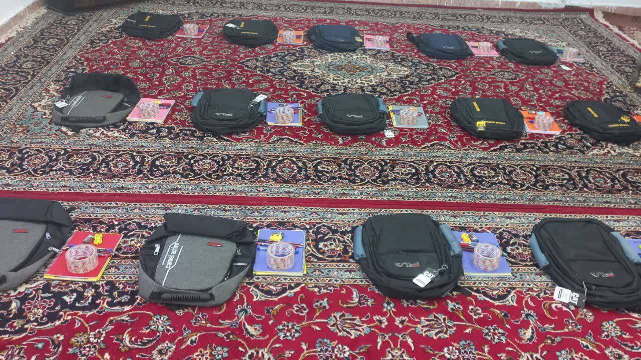 تهیه و توزیع ۴۰ بسته نوشت افزار در کدکن تربت حیدریه