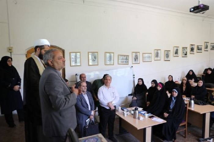 برنامهدرسی تحول گرا و معلم توانمند و باانگیزه محور اصلی تحول در کلاس درس است برنامهدرسی تحول گرا و معلم توانمند و باانگیزه محور اصلی تحول در کلاس درس است