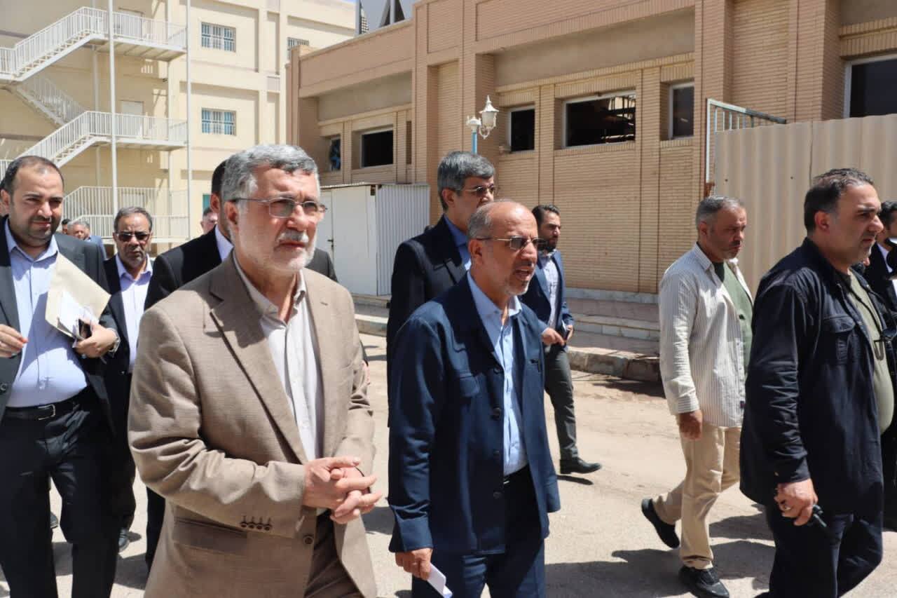 بازدید دکتر ظفرقندی از بیمارستان و شبکه بهداشت و درمان میبد بازدید دکتر ظفرقندی از بیمارستان و شبکه بهداشت و درمان میبد