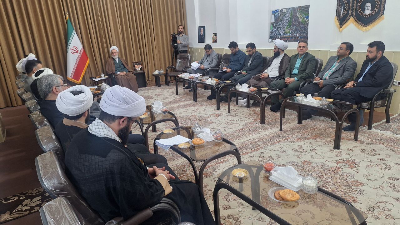 لزوم ترویج فرهنگ انس با قرآن در جامعه