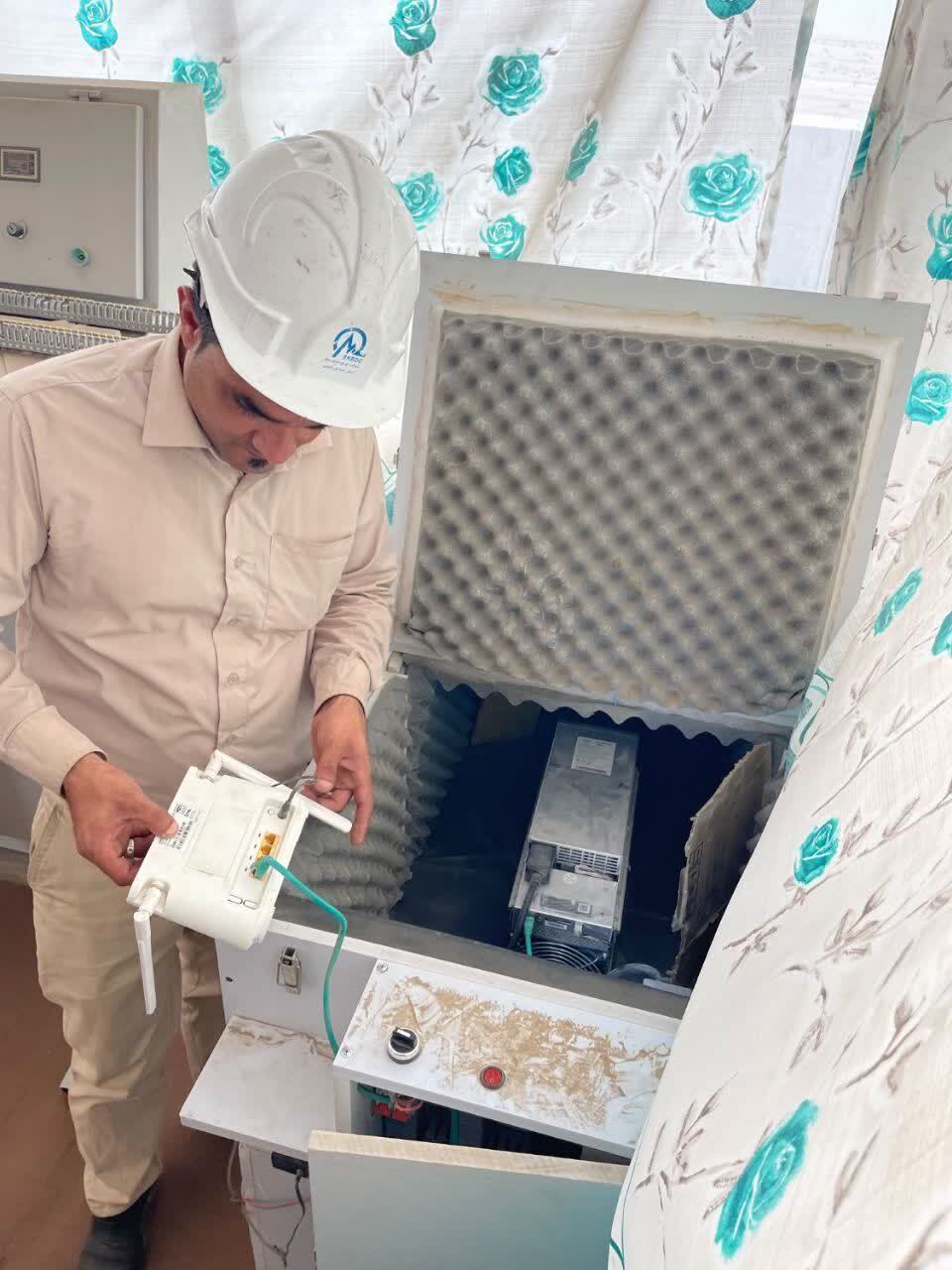 کشف دو دستگاه ماینر استخراج رمز ارز غیرمجاز در نهبندان کشف دو دستگاه ماینر استخراج رمز ارز غیرمجاز در نهبندان