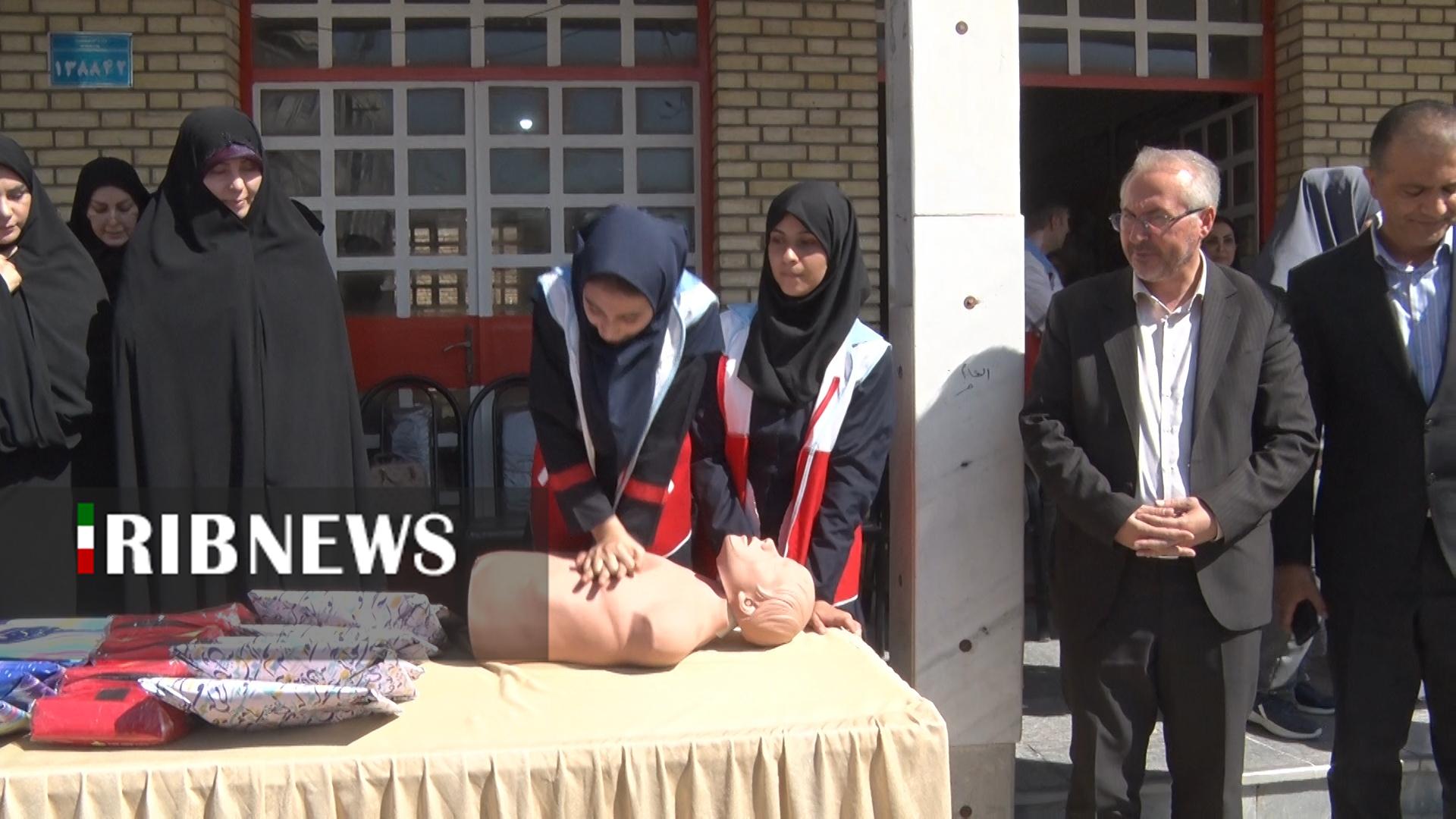 رویداد امداد و مقاومت در ۳۵۰ مدرسه آذربایجانغربی رویداد امداد و مقاومت در ۳۵۰ مدرسه آذربایجانغربی