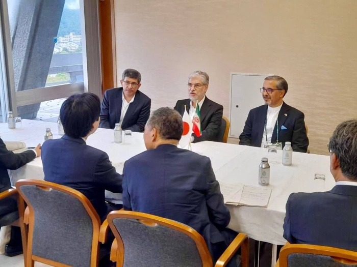 تاکید بر ارتقای روابط علمی ایران و ژاپن در دیدار وزرای علوم دو کشور