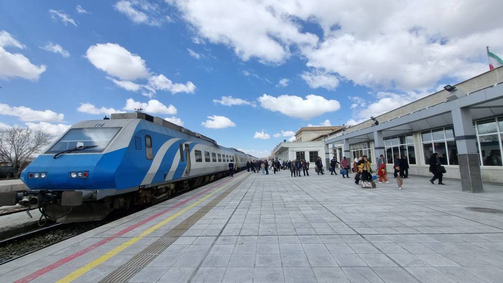 ثبت رشد ۴ درصدی در جابجایی مسافر توسط راه‌آهن شمالغرب