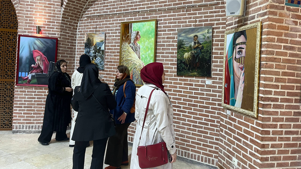 ترکیب سبکهای نو و سنتی در دومین نمایشگاه هنرهای تجسمی اردبیل ترکیب سبکهای نو و سنتی در دومین نمایشگاه هنرهای تجسمی اردبیل