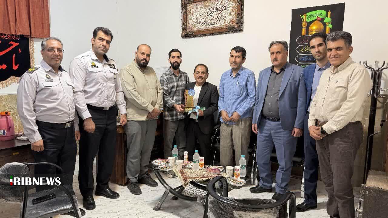 عمو رشید باز هم دو زندانی را آزاد کرد