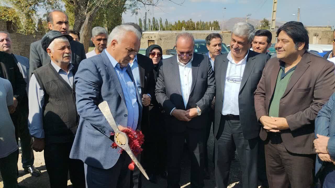 تحول در راههای روستایی آذربایجانغربی با آغاز و بهرهبرداری از طرحهای عمرانی در خوی تحول در راههای روستایی آذربایجانغربی با آغاز و بهرهبرداری از طرحهای عمرانی در خوی