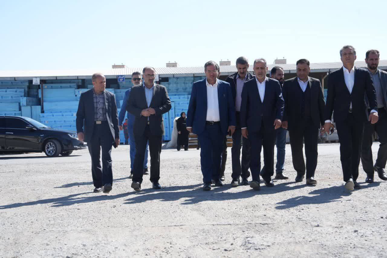 بگذارید تجارت در آذربایجان‌غربی شکل گیرد