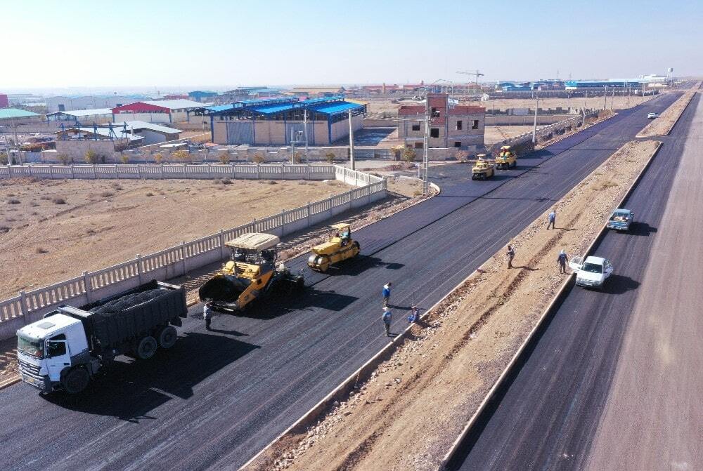 پیگیری و توافق برای بهسازی جاده منتهی به شهرک صنعتی یزد