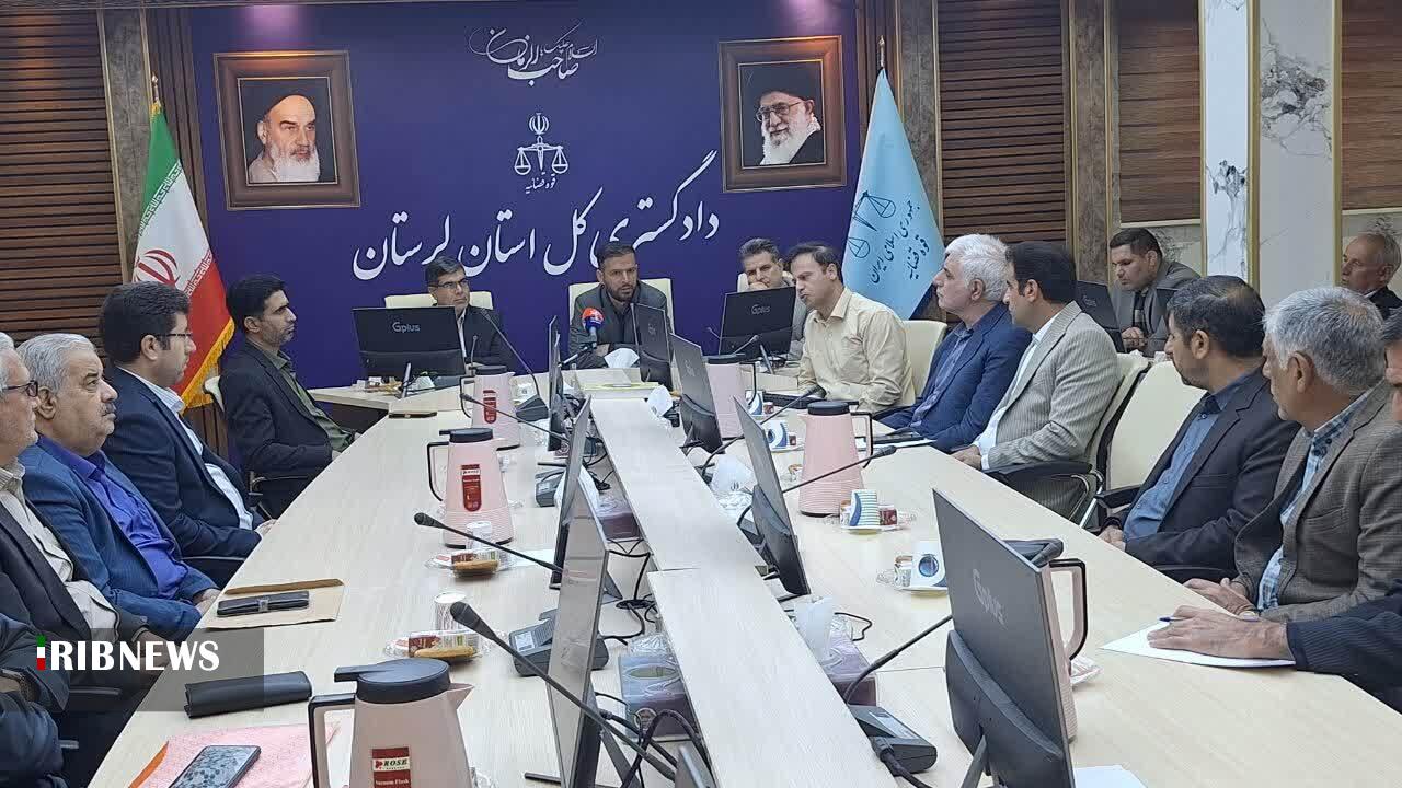 دفاتر خدمات قضایی پل ارتباطی مردم با عدالت هستند