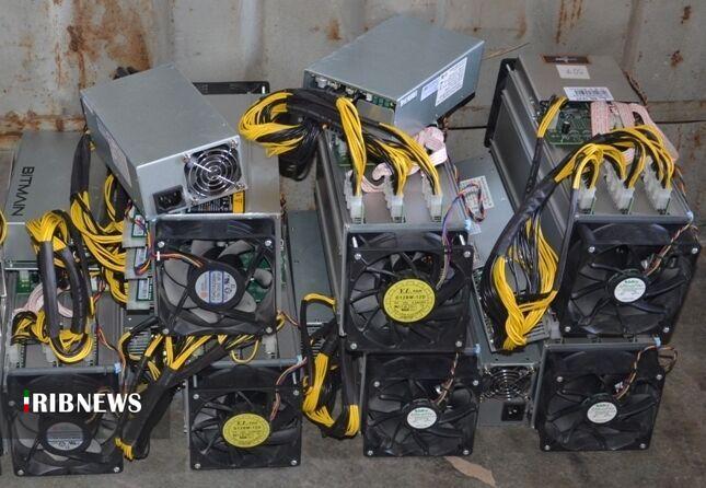 توقیف ۳۰ دستگاه ماینر قاچاق در تبریز توقیف ۳۰ دستگاه ماینر قاچاق در تبریز