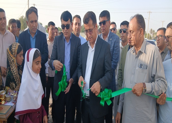 بهره برداری از دو مدرسه در جاسک