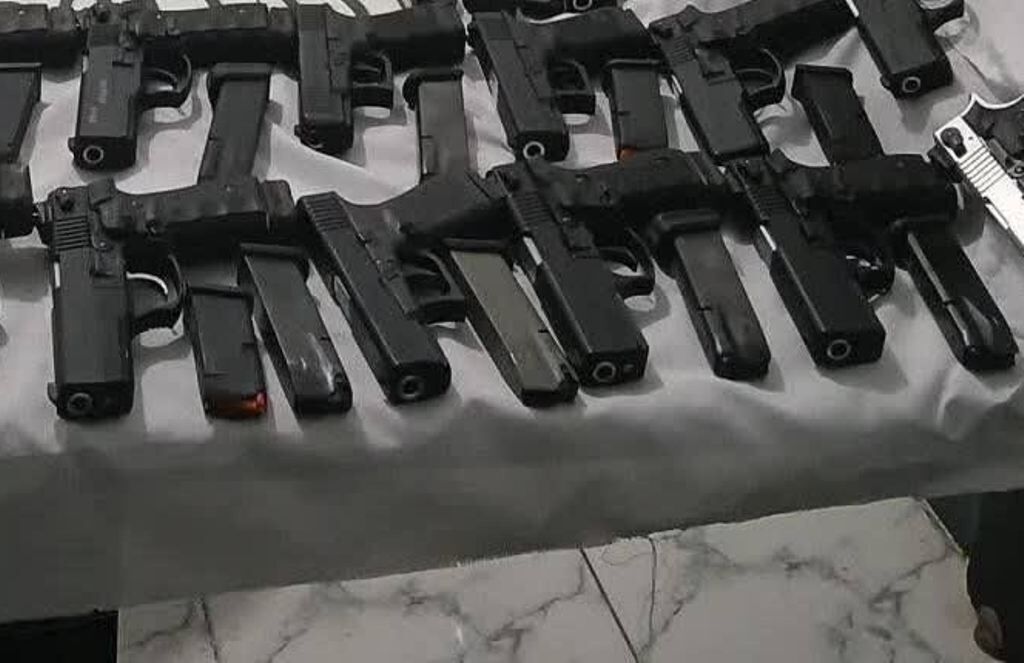 متلاشی شدن شبکه حمل سلاح در جنوب کرمان متلاشی شدن شبکه حمل سلاح در جنوب کرمان