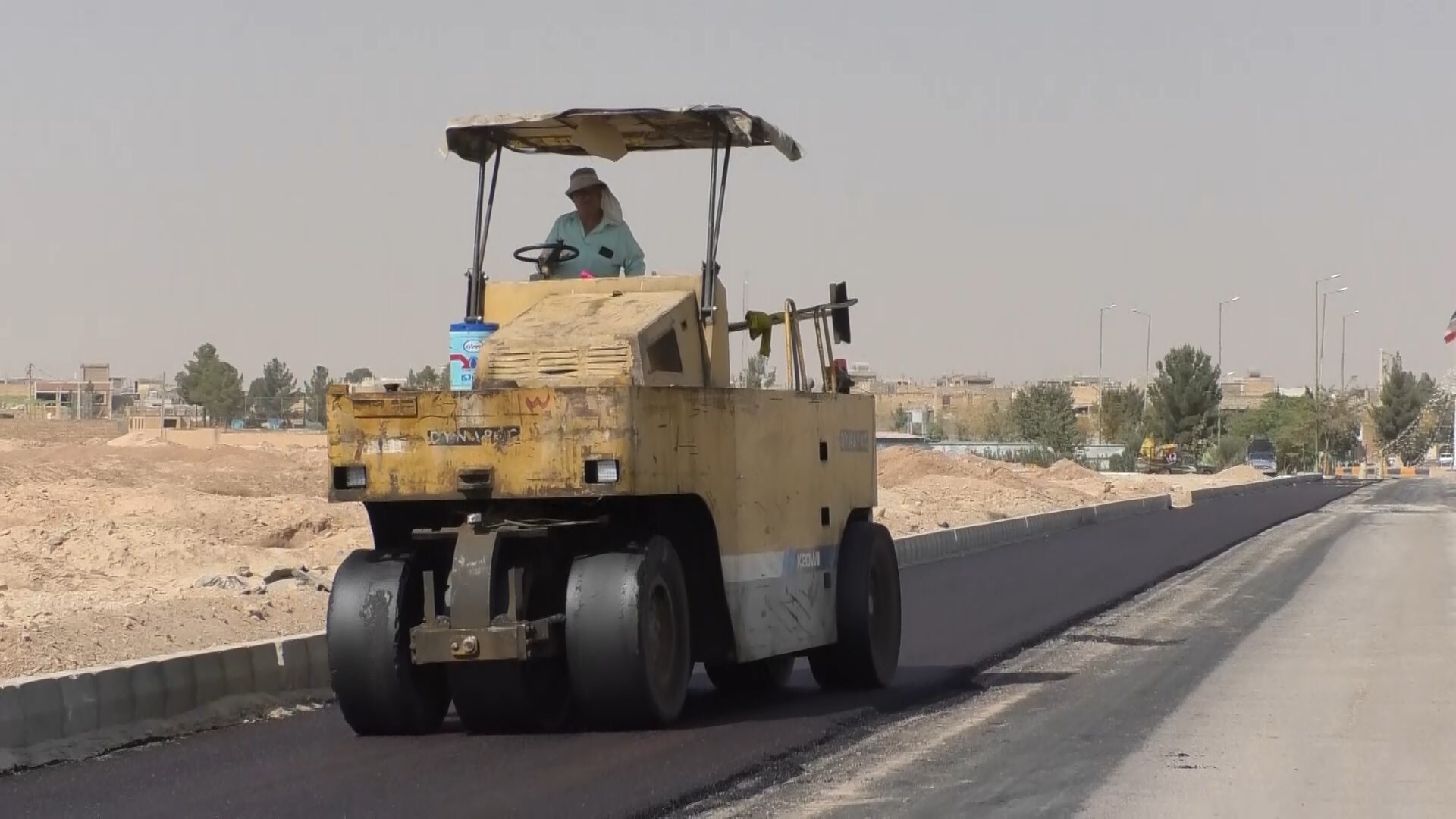اجرای طرح اصلاح جاده ورودی سین برخوار اجرای طرح اصلاح جاده ورودی سین برخوار