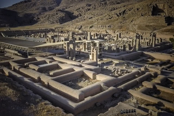 در بازنگری طرح جامع شهر مرودشت، تمامی ضوابط لحاظ شده است در بازنگری طرح جامع شهر مرودشت، تمامی ضوابط لحاظ شده است