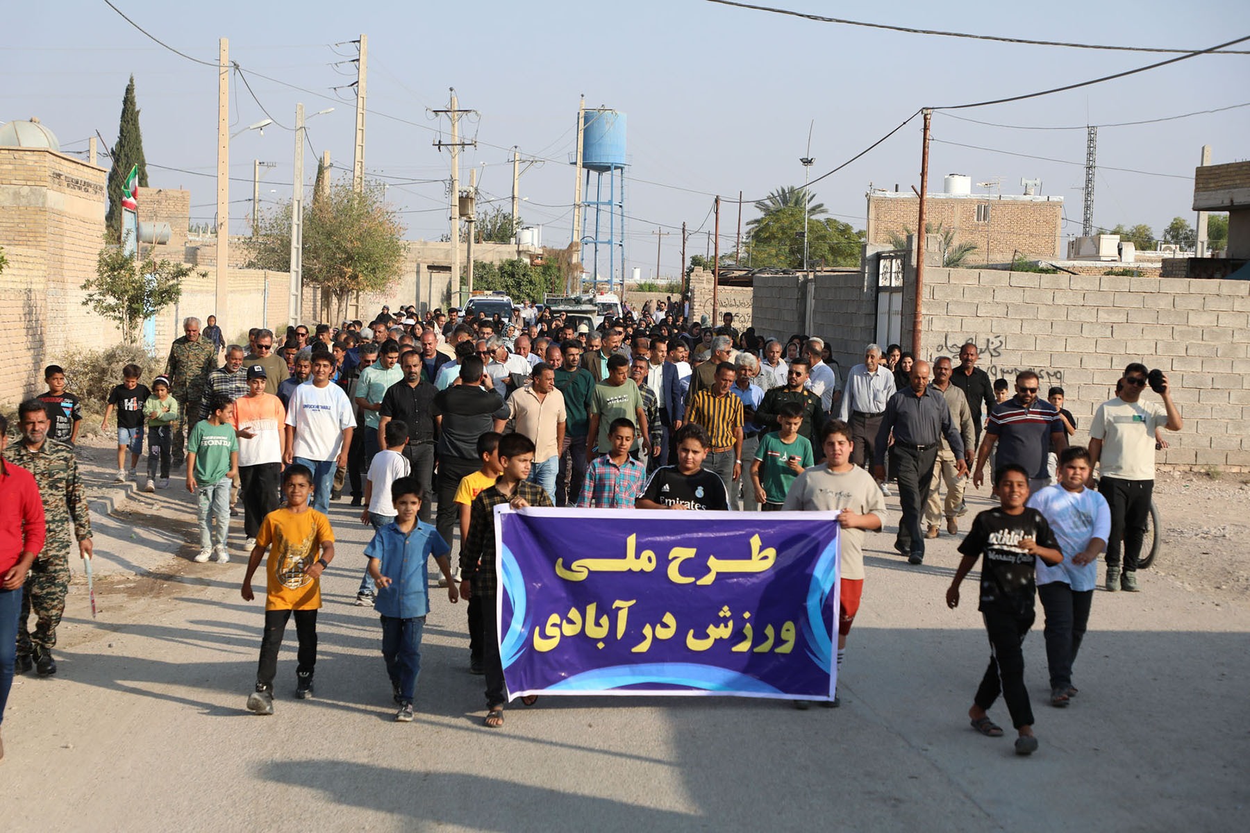 برگزاری همایش پیادهروی در داراب و زرین دشت برگزاری همایش پیادهروی در داراب و زرین دشت