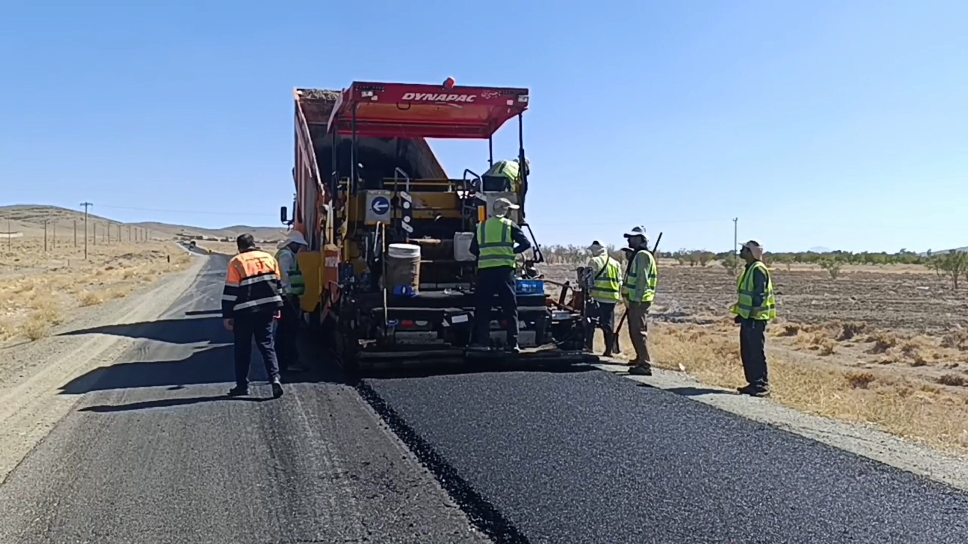 بهسازی و روکش آسفالت گرم محورفرعی خوانسار به شهر ویست بهسازی و روکش آسفالت گرم محورفرعی خوانسار به شهر ویست