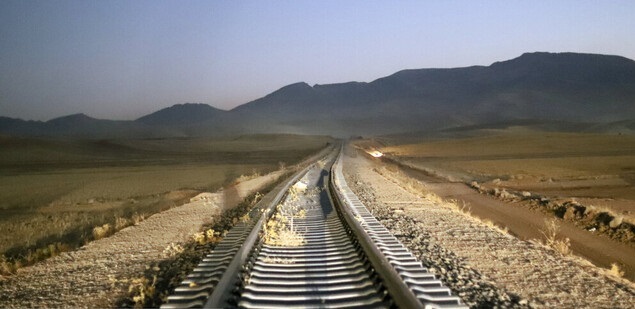 آغاز مطالعات فنی میانبر ریلی مهریز - باغین کرمان