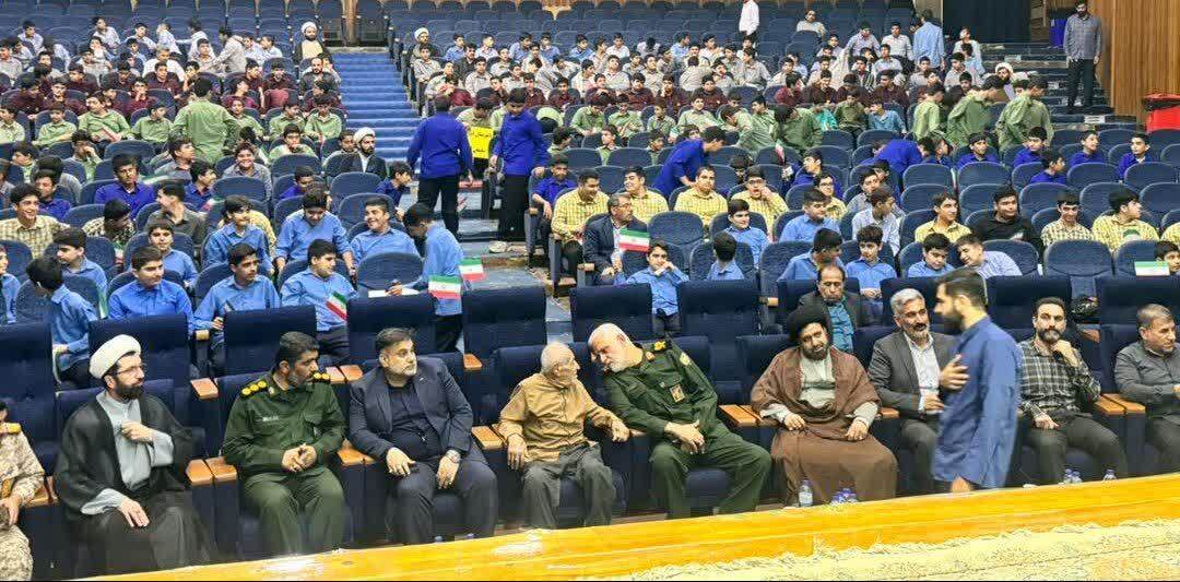 برگزاری بزرگداشت سردار شهید بهنام محمدی و شهدای دانش‌آموز در مسجدسلیمان