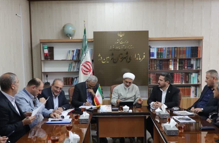 اجرای عملیات راهسازی در ۲۸ کیلومتر از مسیر‌های منتهی به شهرستان شاهیندژ