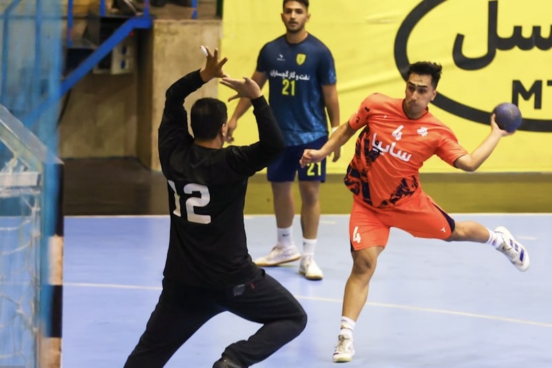 لیگ برتر هندبال؛ سایپا در اصفهان صدرنشین شد لیگ برتر هندبال؛ سایپا در اصفهان صدرنشین شد