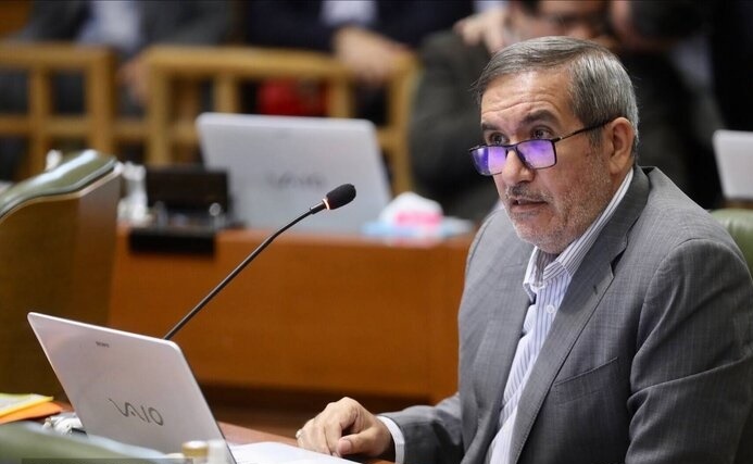 انتقاد دوباره چمران از  برگزاری نمایشگاه‌ها در سئول