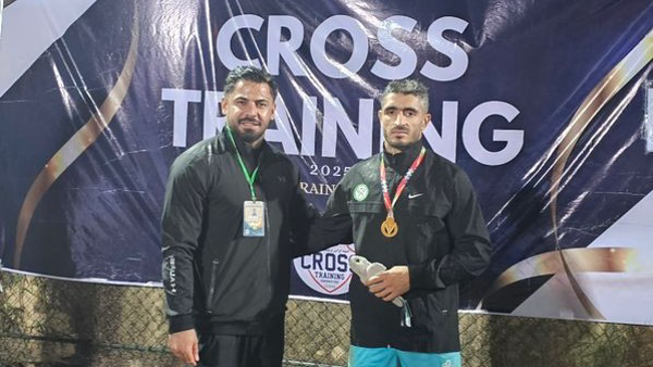 مدال طلای آمادگی جسمانی ساحلی برای ورزشکار یاسوجی