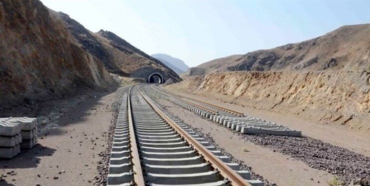 استاندار بوشهر خواستار بررسی راهکارهای تأمین مالی راهآهن شیراز – بوشهر شد استاندار بوشهر خواستار بررسی راهکارهای تأمین مالی راهآهن شیراز – بوشهر شد