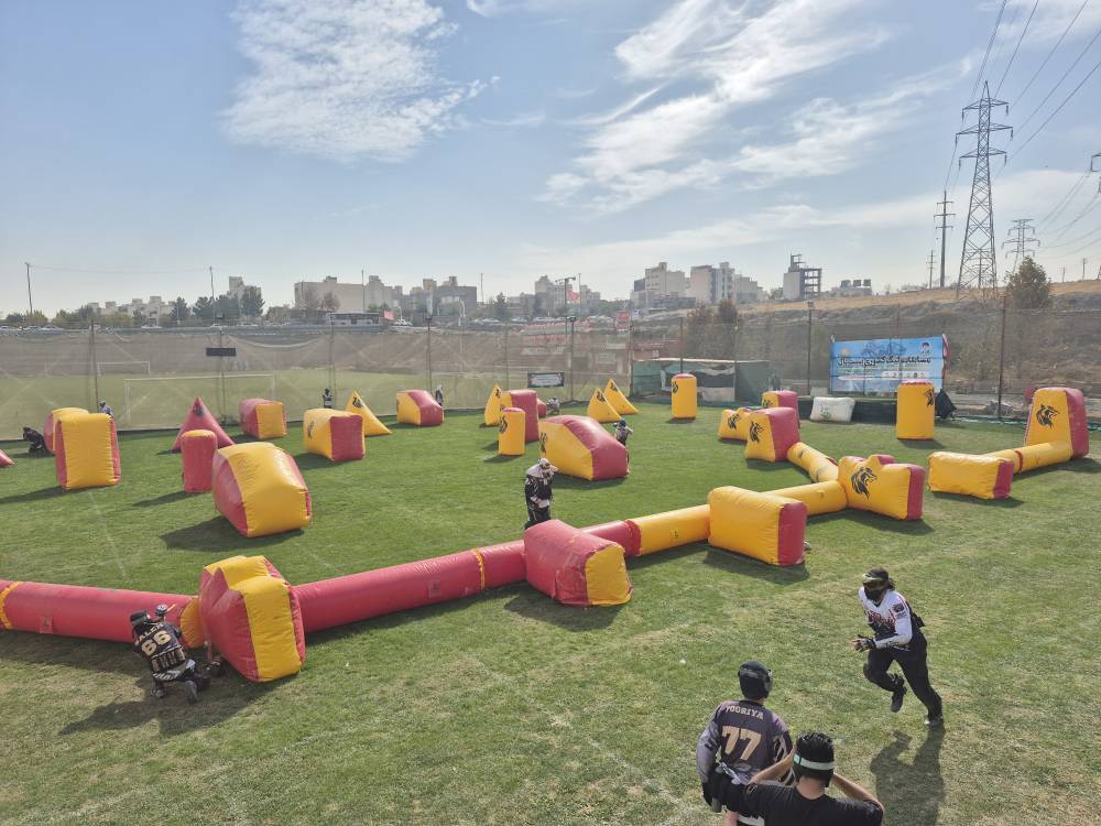 رقایت ورزشکاران پینت بال در مشهد رقایت ورزشکاران پینت بال در مشهد