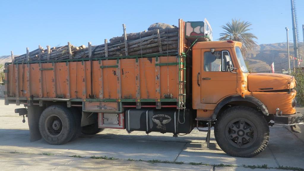 توقیف کامیون حامل چوب فاقد مجوز درسپیدان